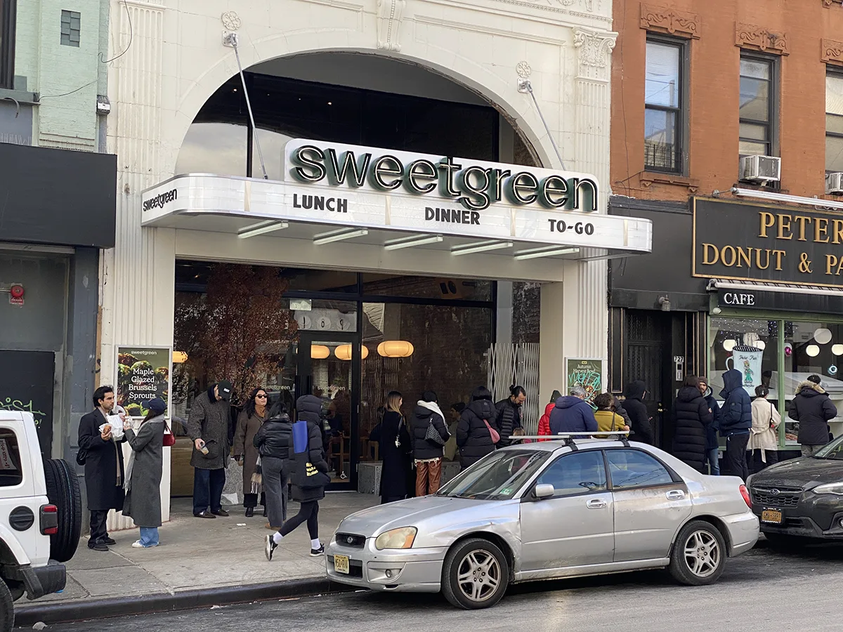 Sweetgreen in Greenpoint is in a historic building